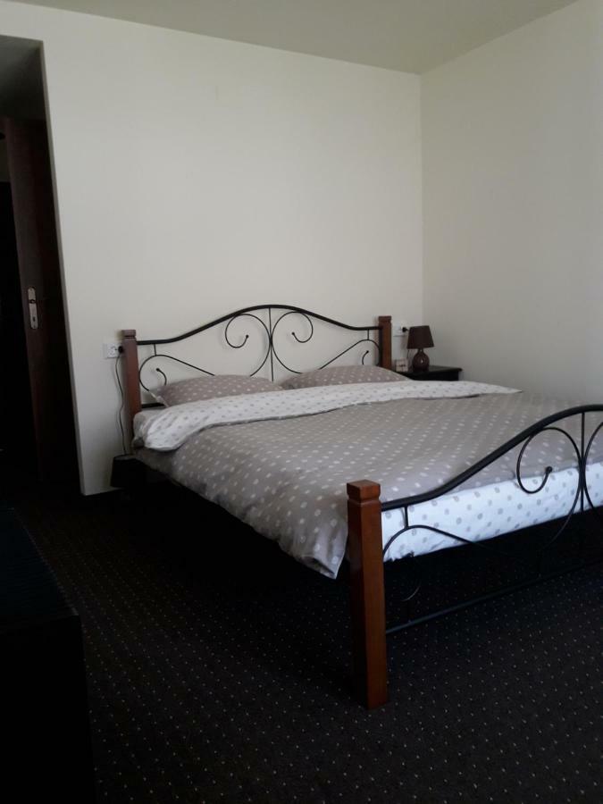 Oravitza Inn Oravita Bagian luar foto