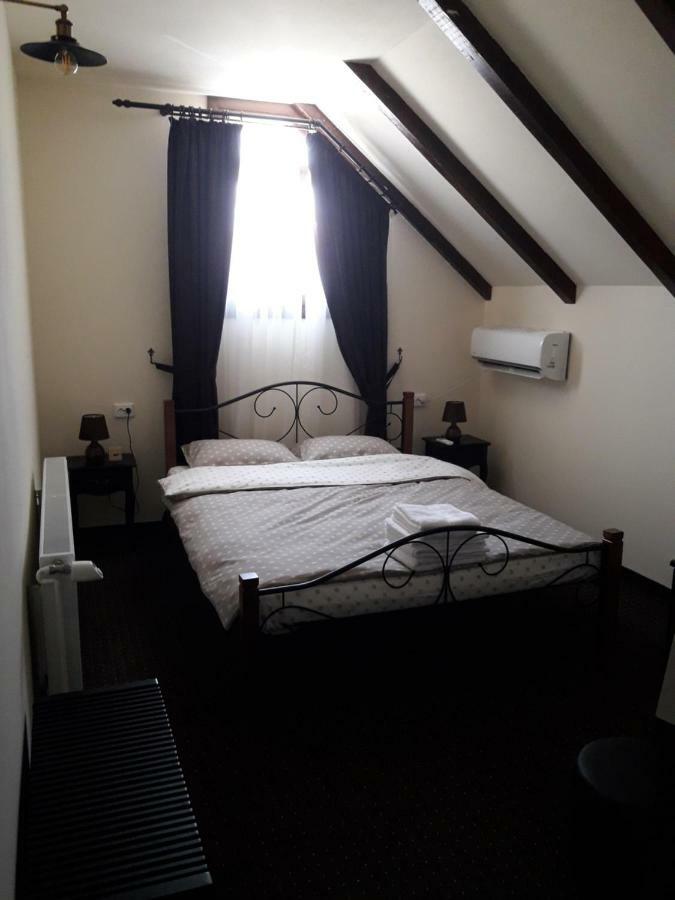 Oravitza Inn Oravita Bagian luar foto